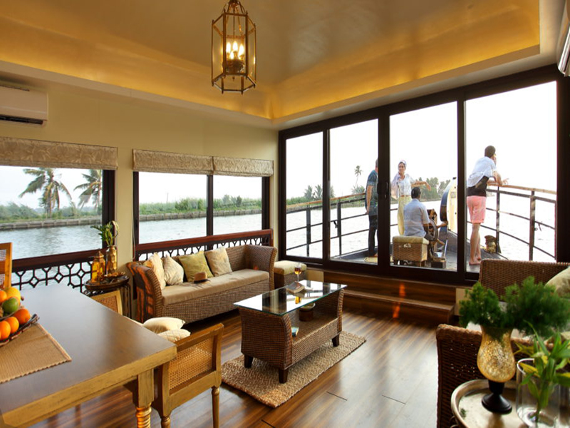 kerala houseboats